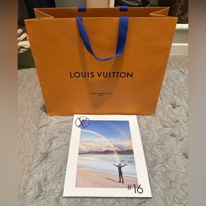 Luis Vuitton The Book #16 NEW and shopping bag